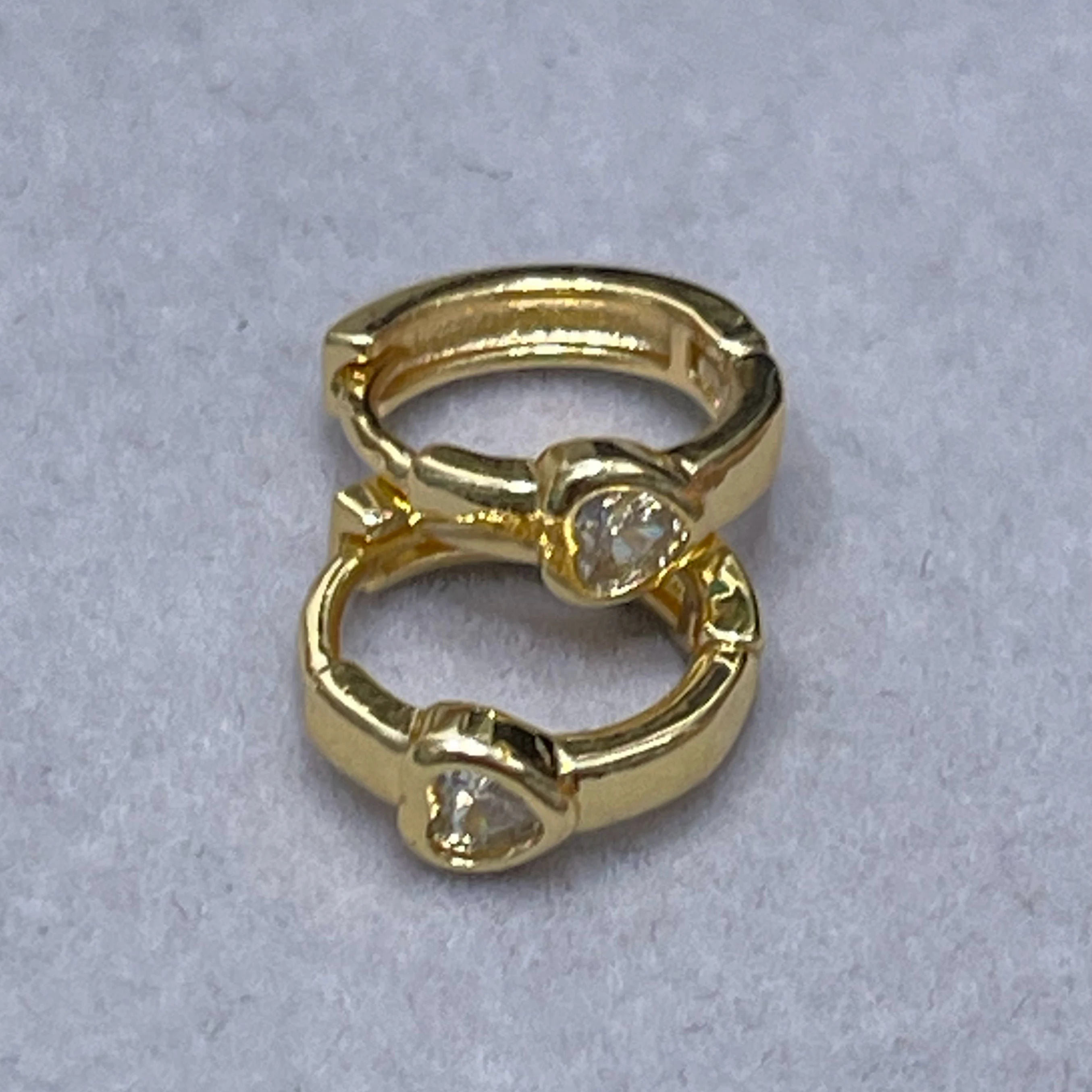 Hoops piedritas corazon  2