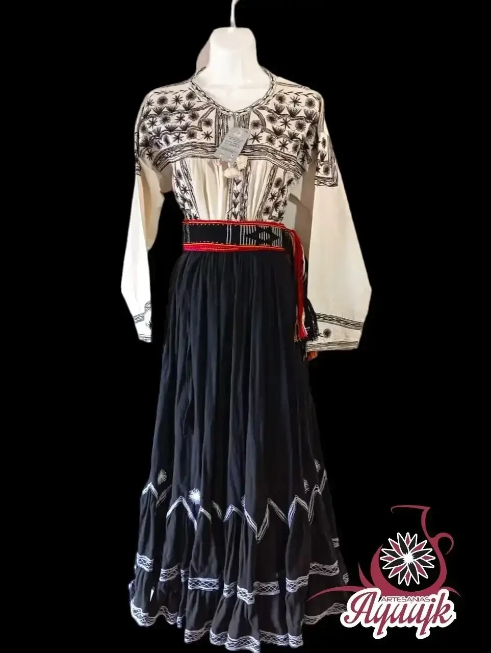 Traje típico de Tlahuitoltepec 6 2