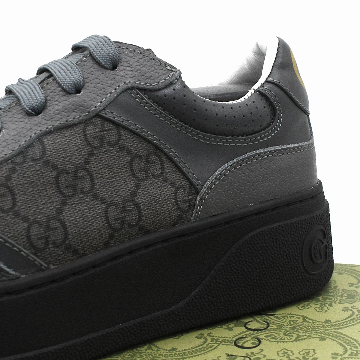 Zapatilla Gucci Lace Up GG Monogram Gris 7