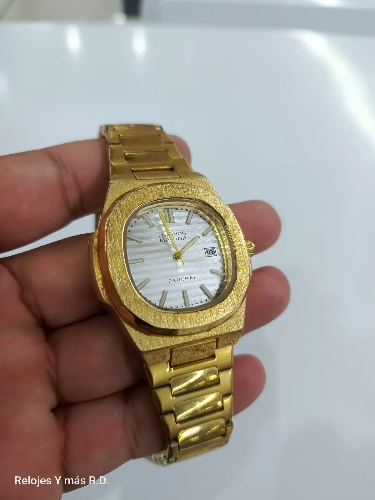 POEDAGAR Reloj de Caballero en Oferta especial.