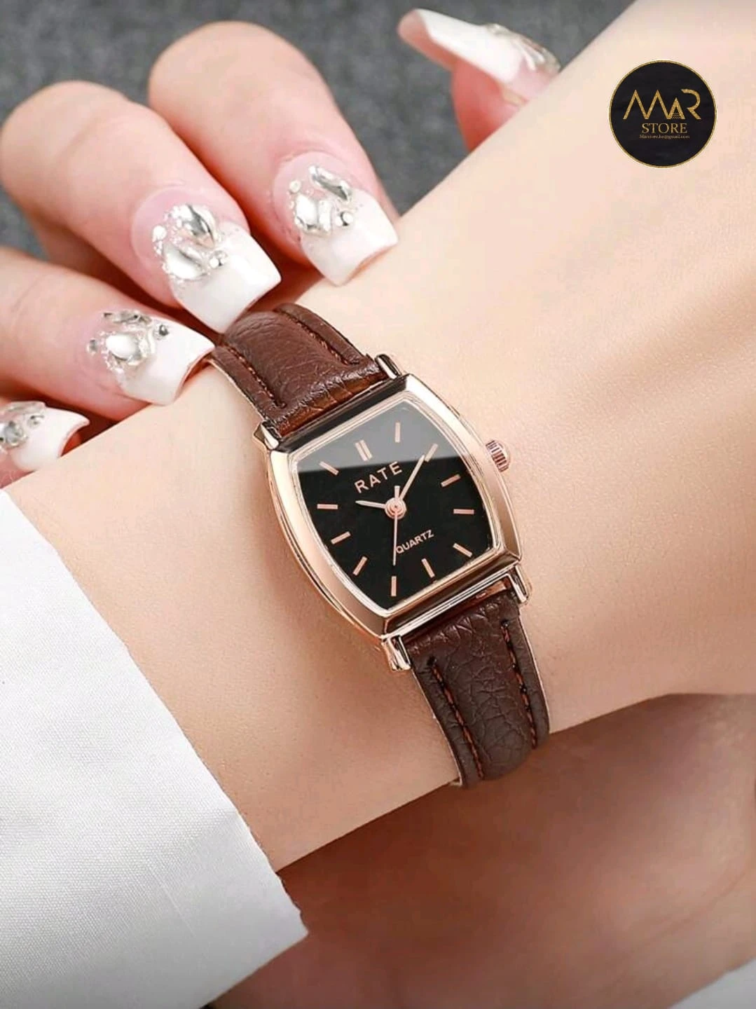 Reloj elegante  3