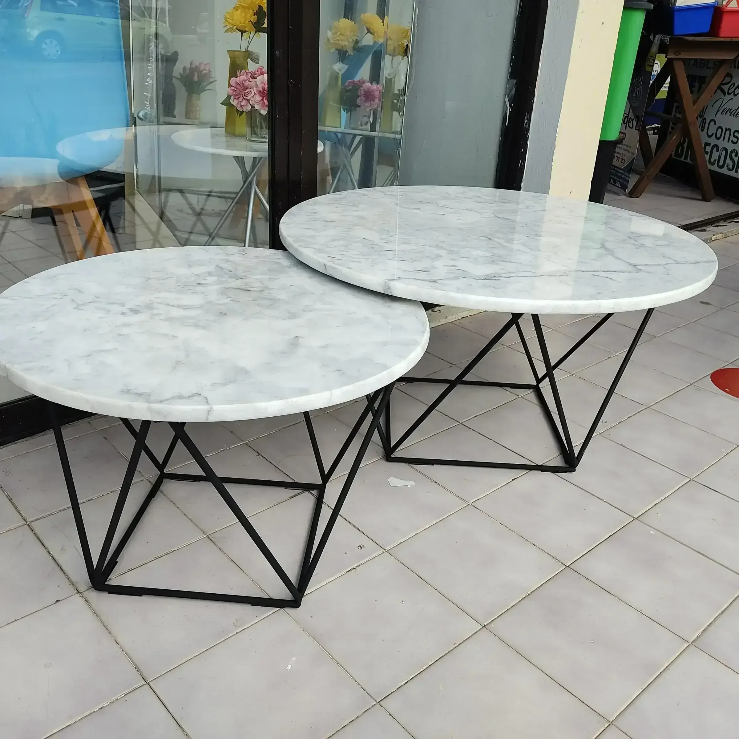 Juego de mesas Greta 80 y 60 