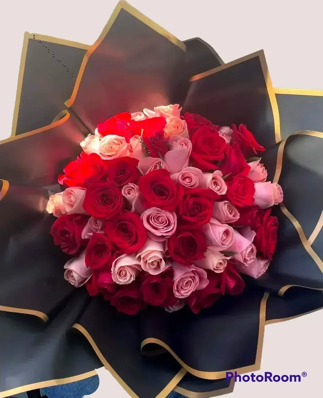 R14 Ramo 48 Rosas Premium 