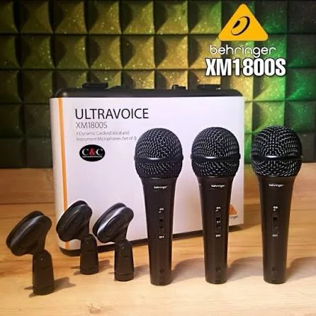 BEHRINGER XM1800S 3 EN 1