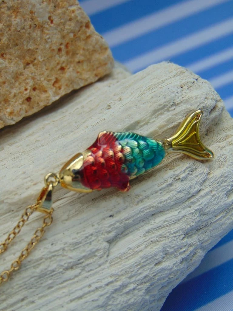 CADENA ACERO DOR PEZ COLORES 3
