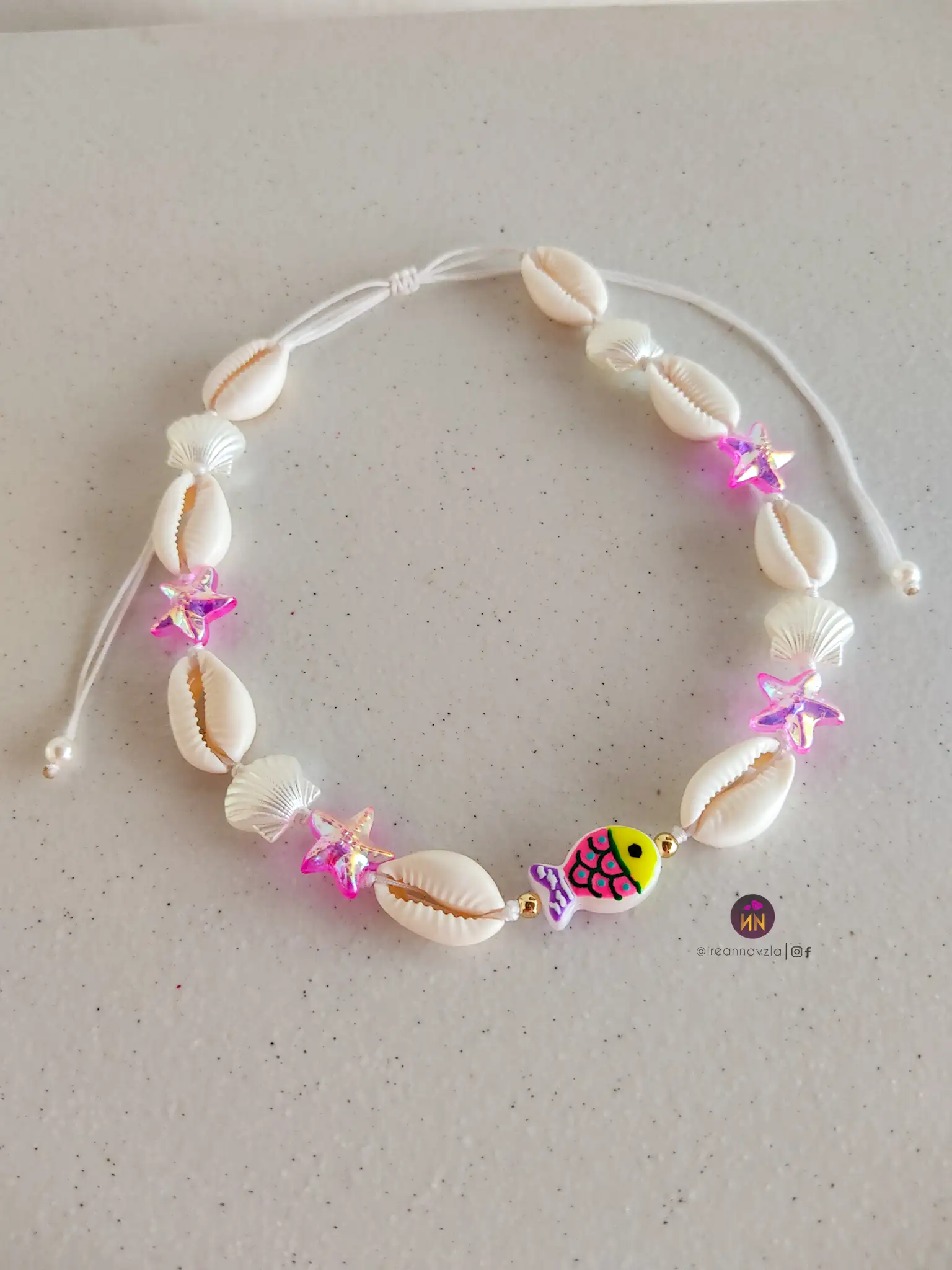 Collar marino rosado 