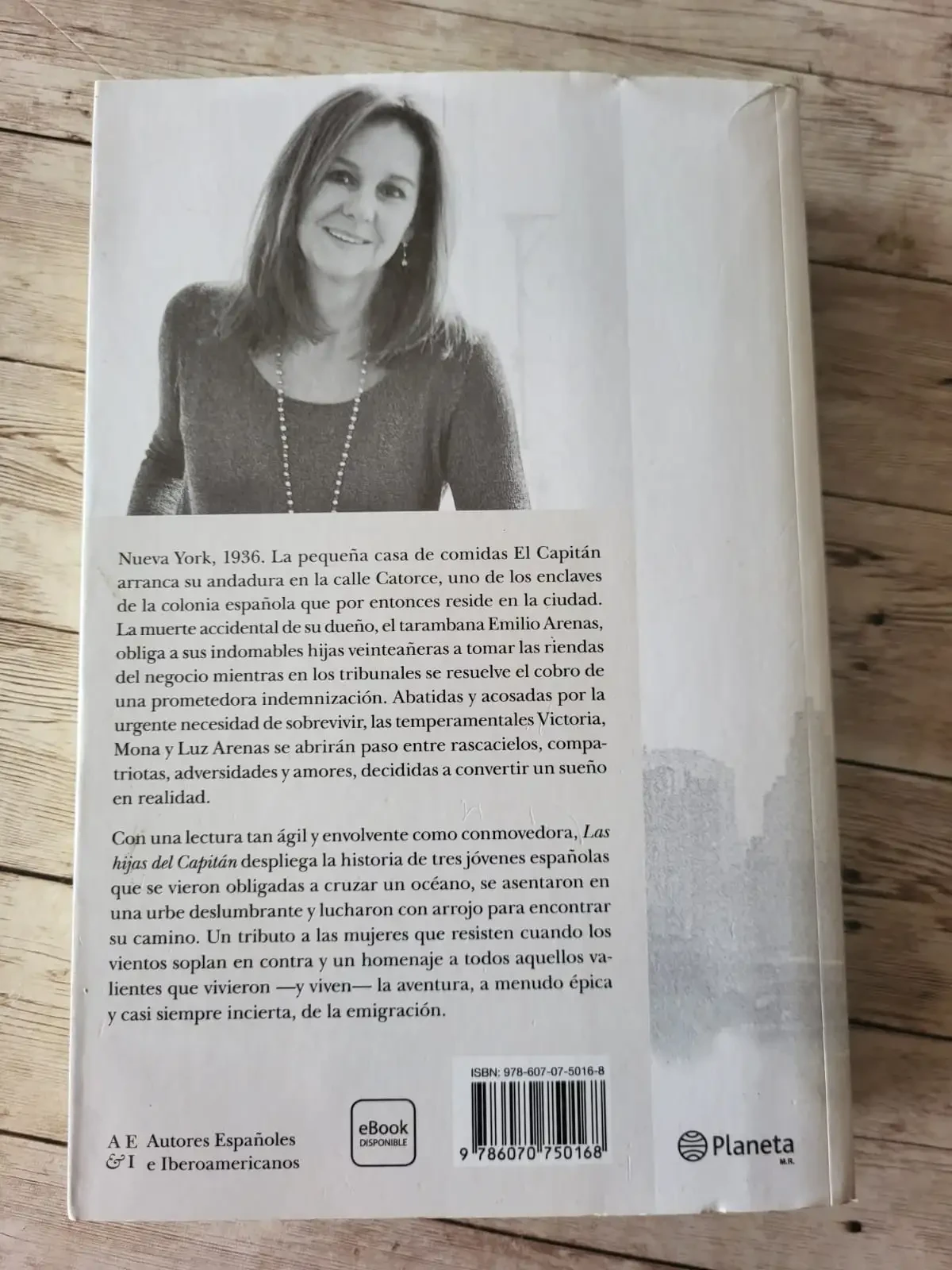 Las hijas del capitán/ María Dueñas / Novela 2