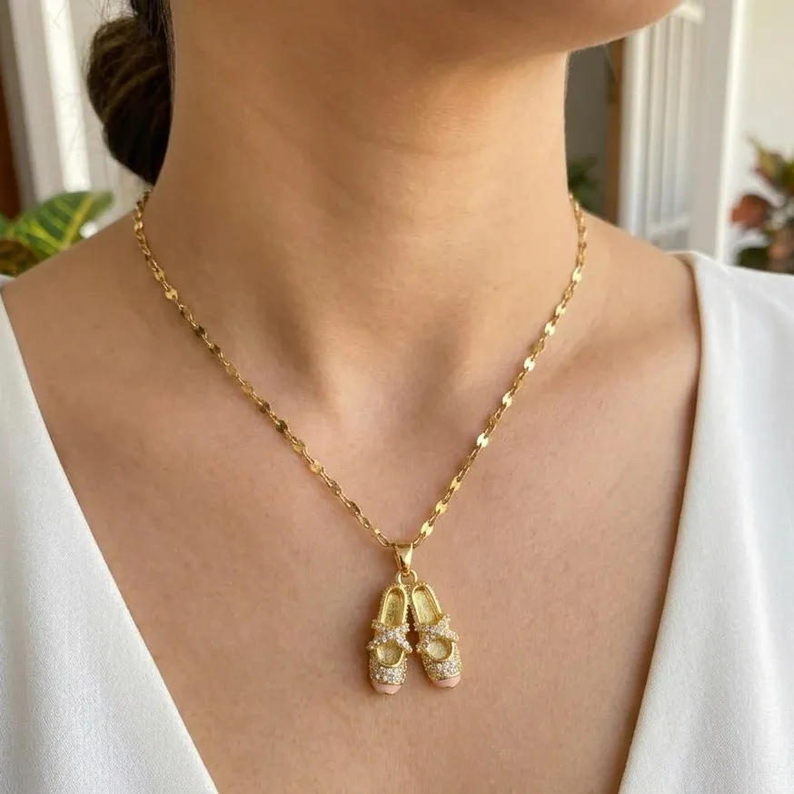 Cadena Y Dije En Acero Con Piedra Circon De Zapatilla De Ballet 2