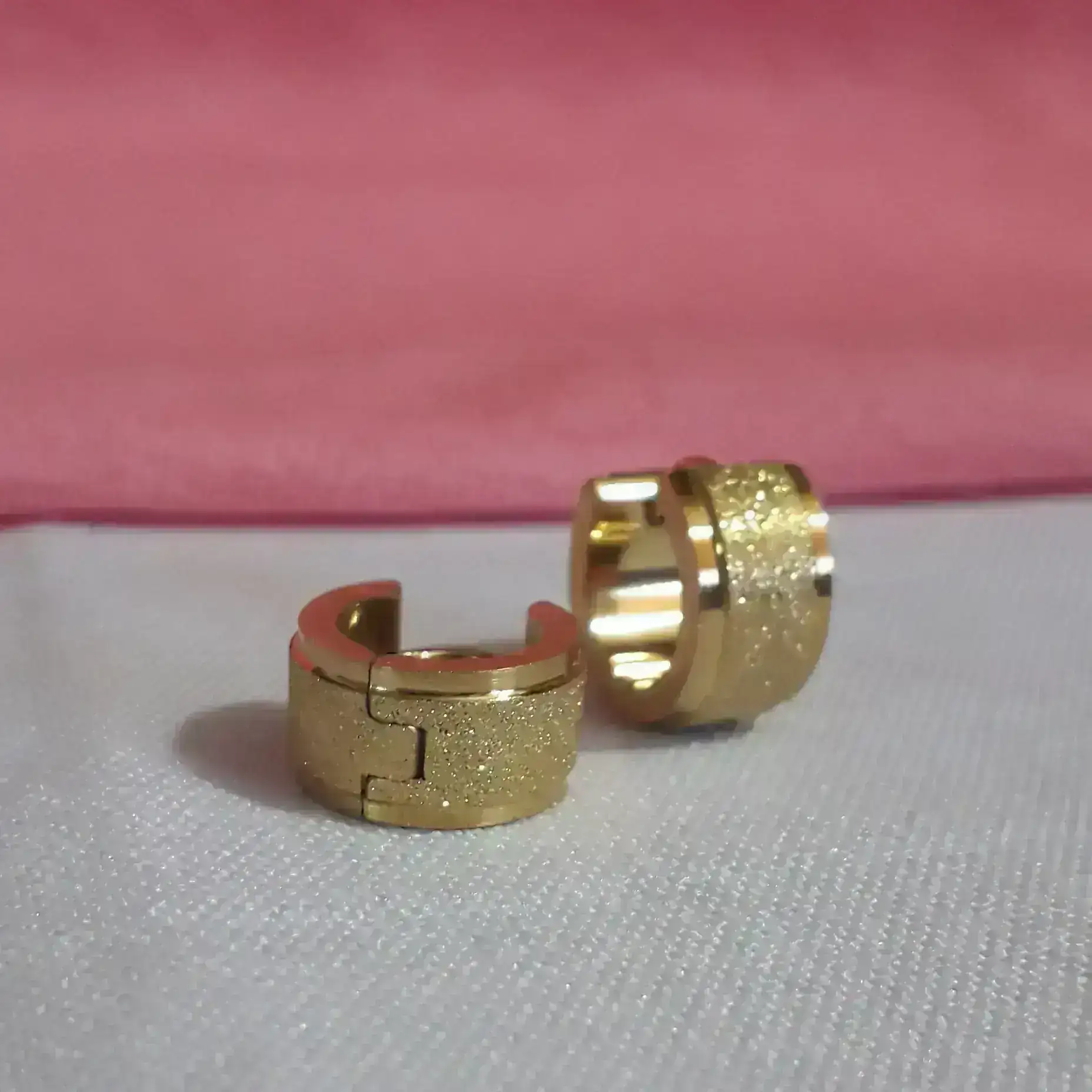 Argollas de acero dorado de 18 mm 3