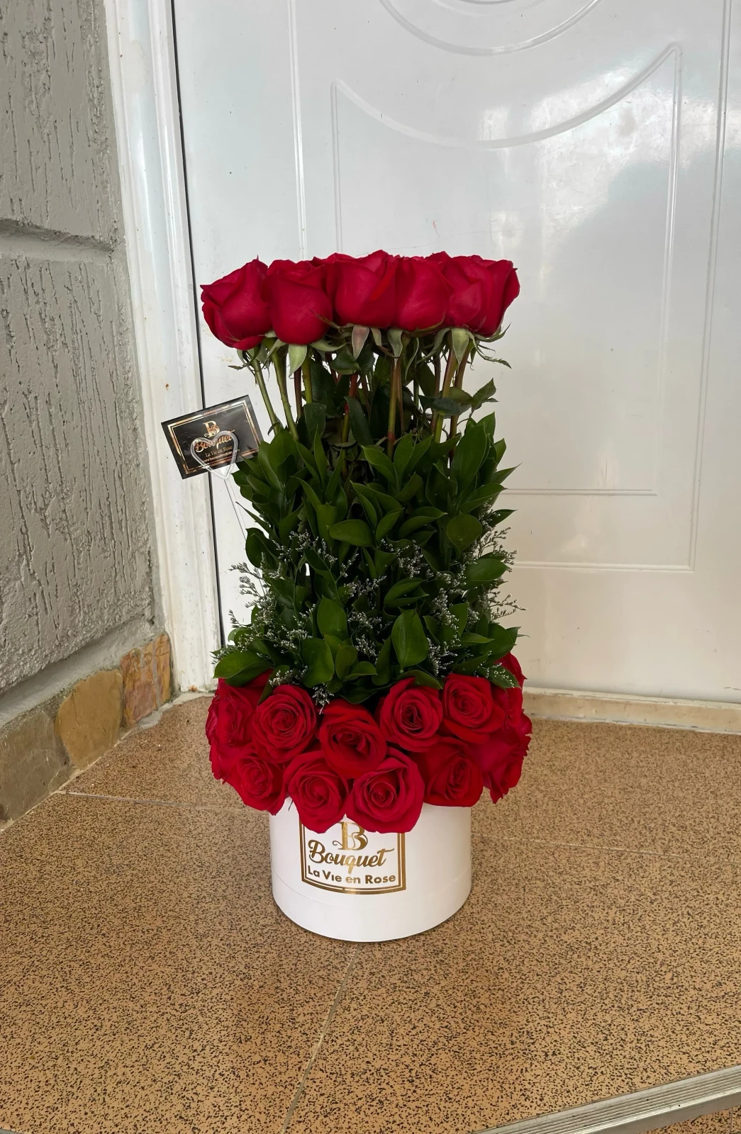 Redondo con rosas elevadas  2