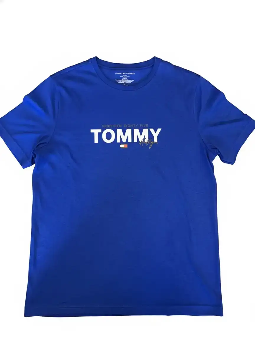 Tommy Hilfiger  2