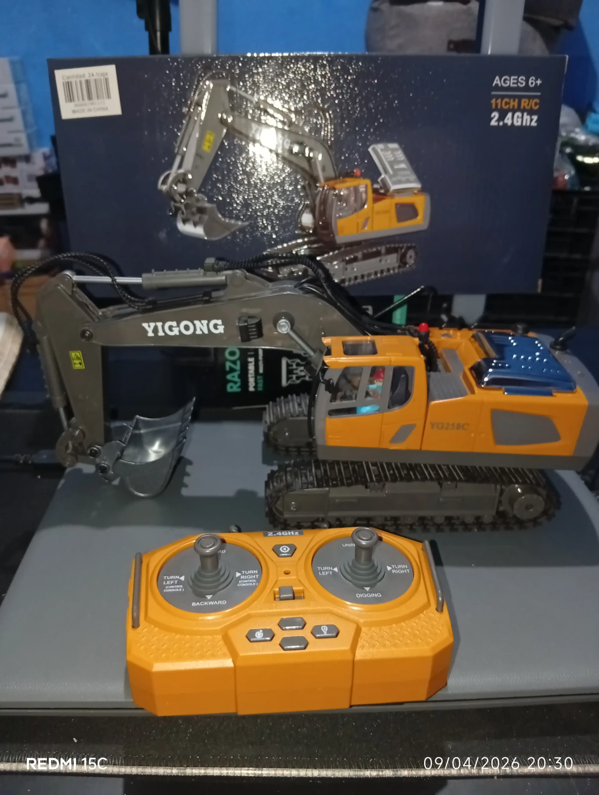 EXCAVADORA A CONTROL 🕹️ REMOTO  3