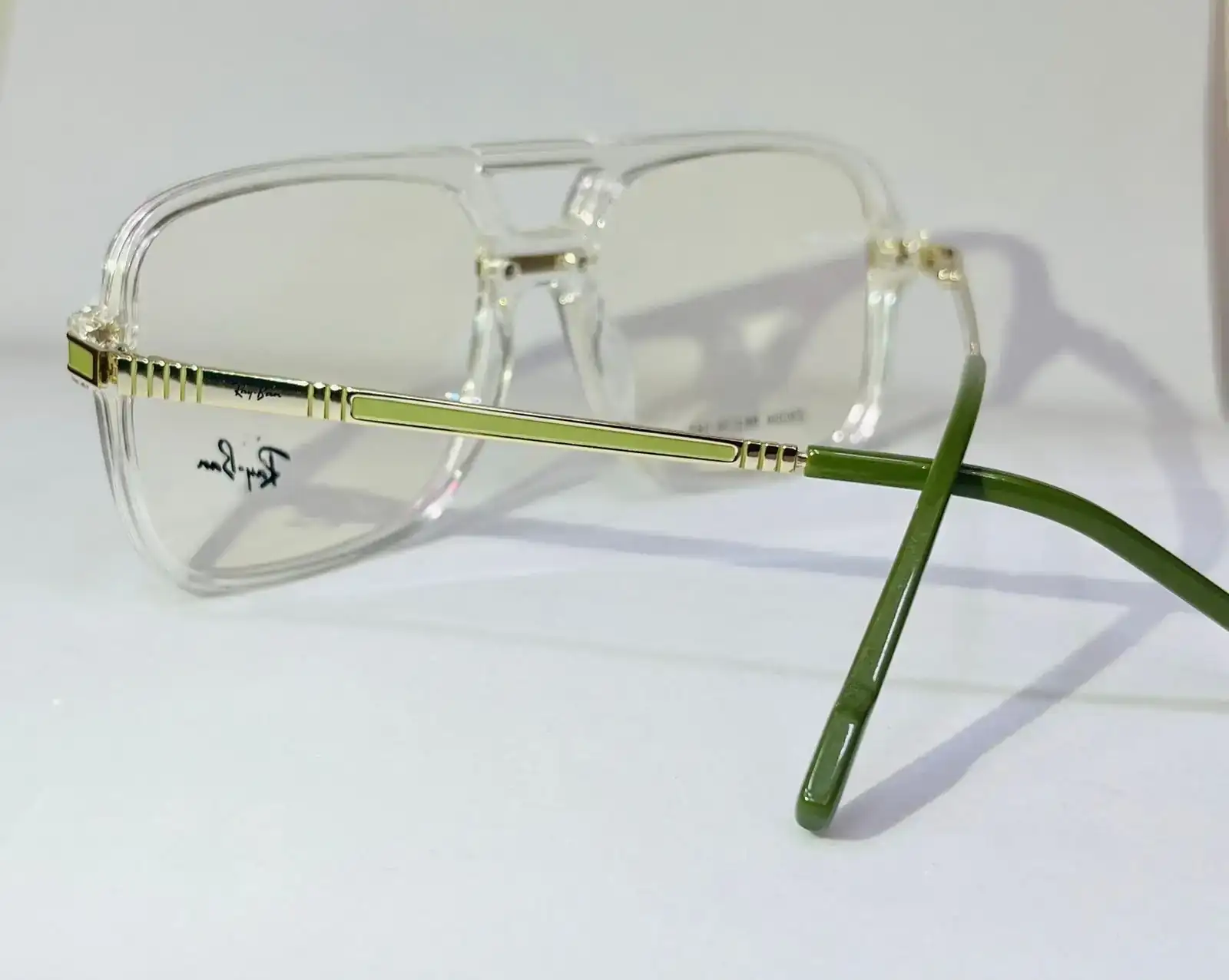 Ray ban
