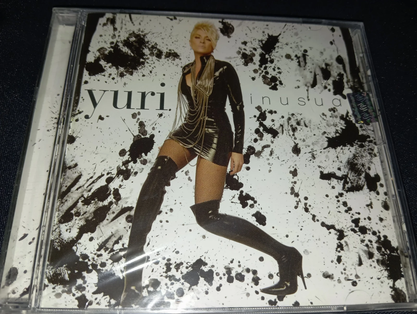 Yuri - Inusual (CHILE)