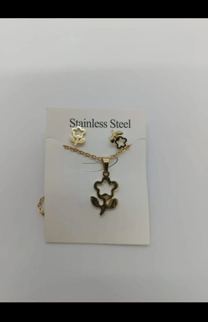 Set de collar y pendientes/ Variedad de diseños 4