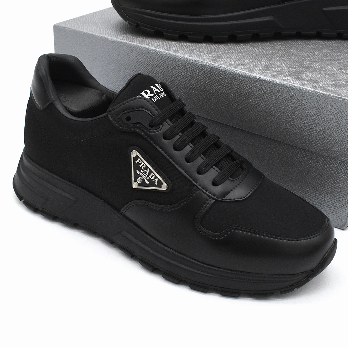 Prada PRAX 01 Zapatillas Re-Nylon Piel Cepillada Negro Negro 8