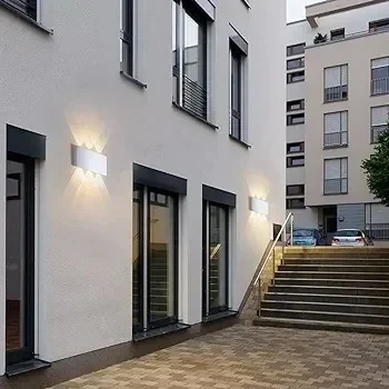 APLIQUE PARED BILBAO BLANCO 6W IP54 LUZ CALIDA/3000K 2