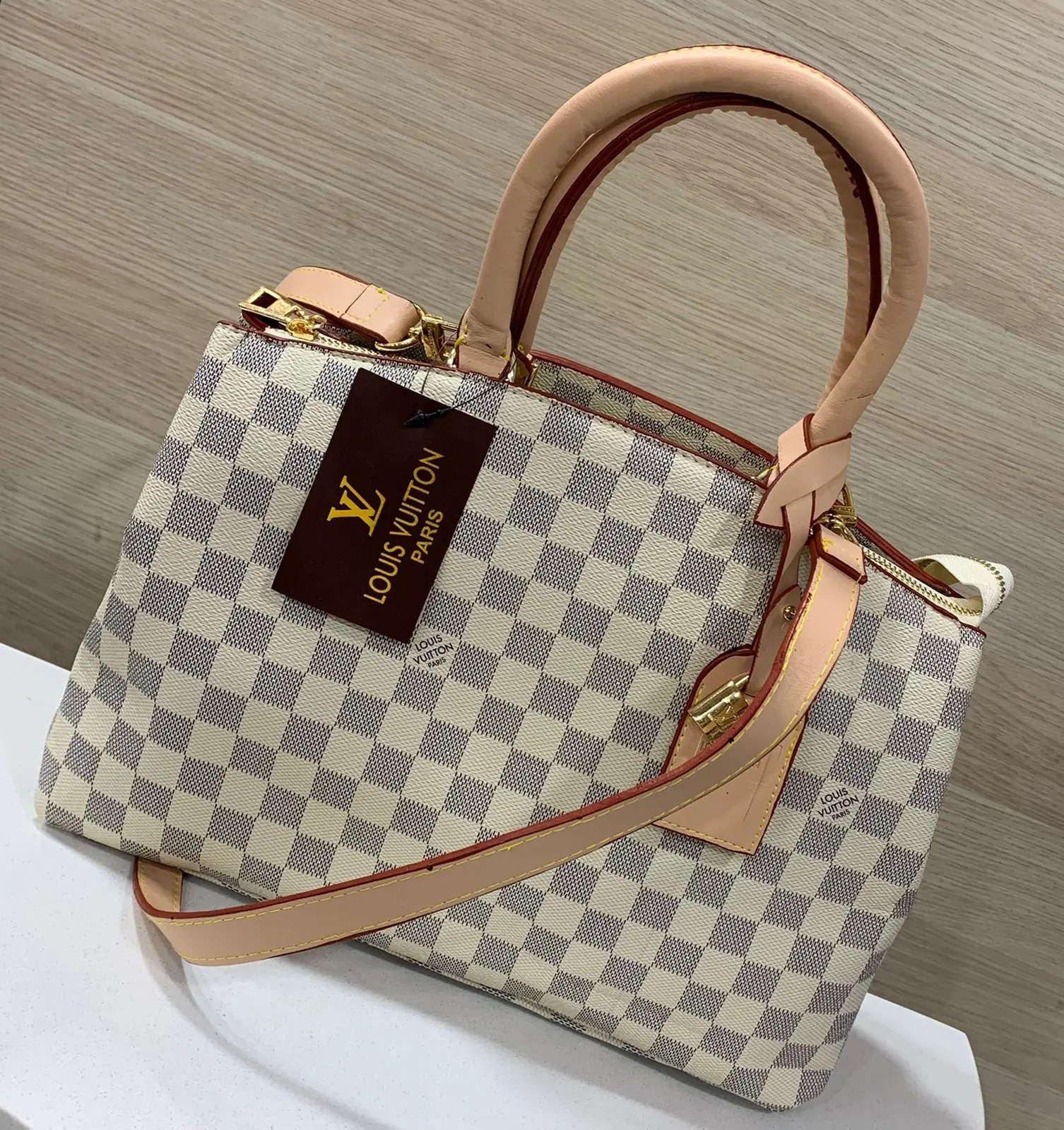 BOLSO LV AAA 6