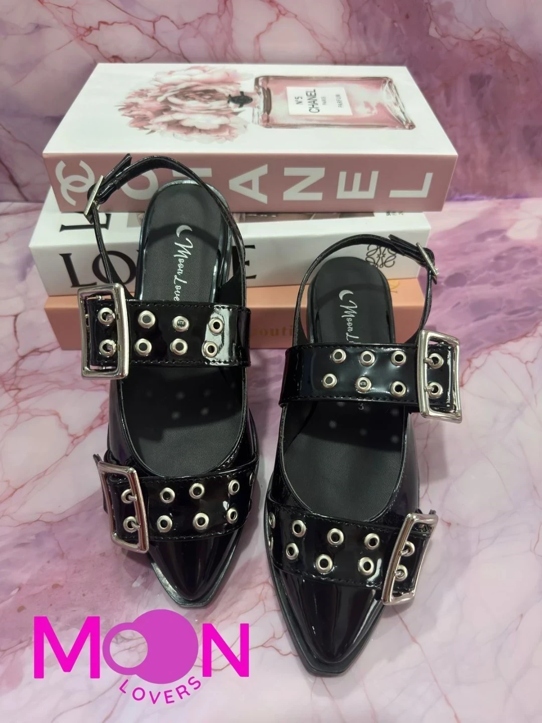 Mod.1014 Zapatilla Flats Doble Hebilla Negro Charol