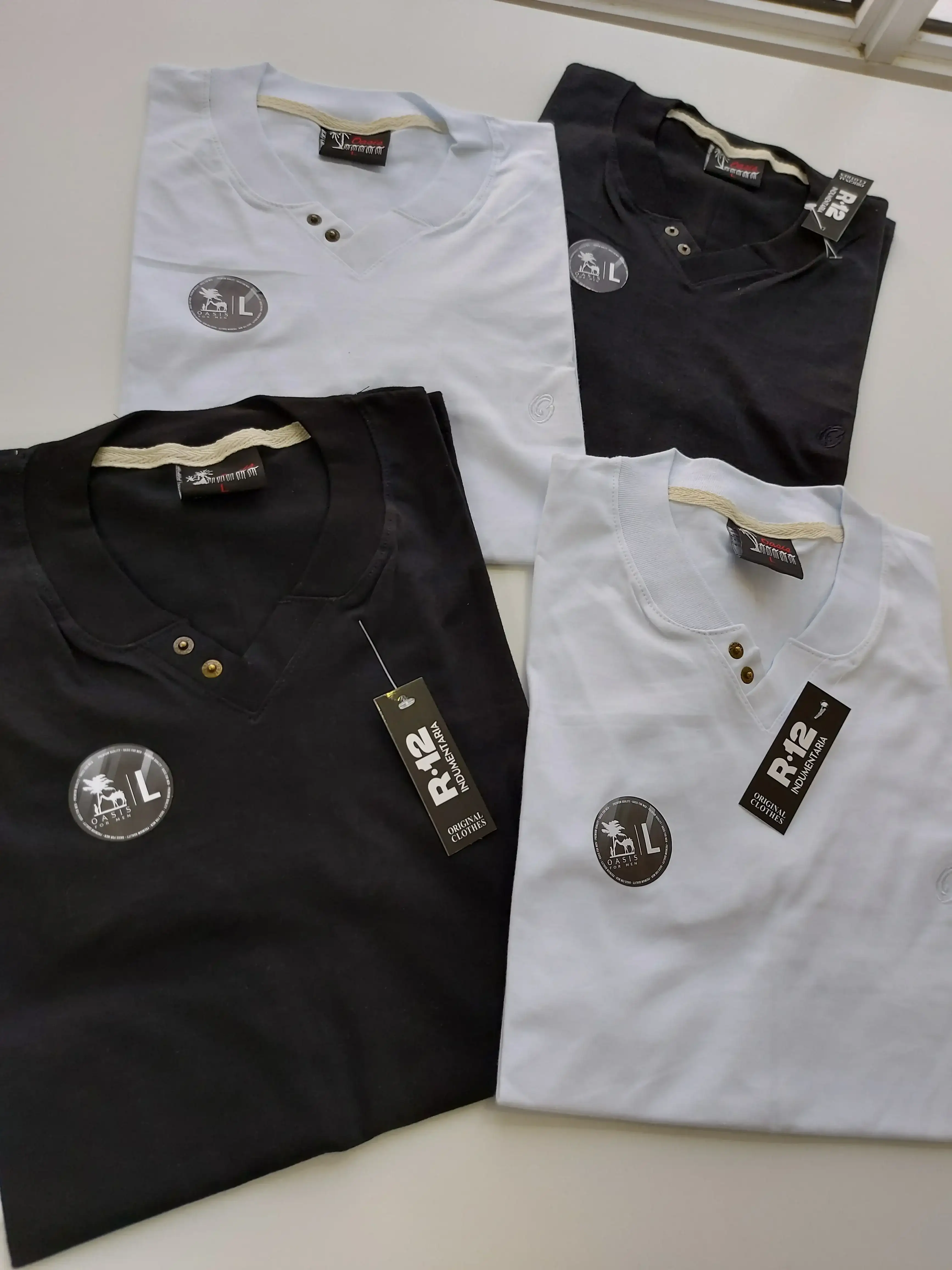 REMERAS CON BOTONES