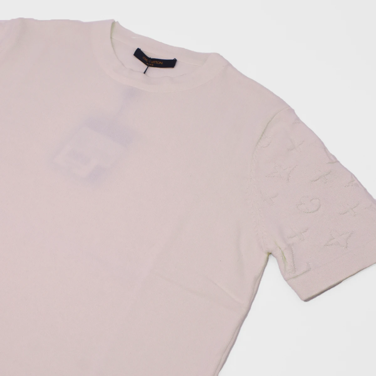 Playera LV  4