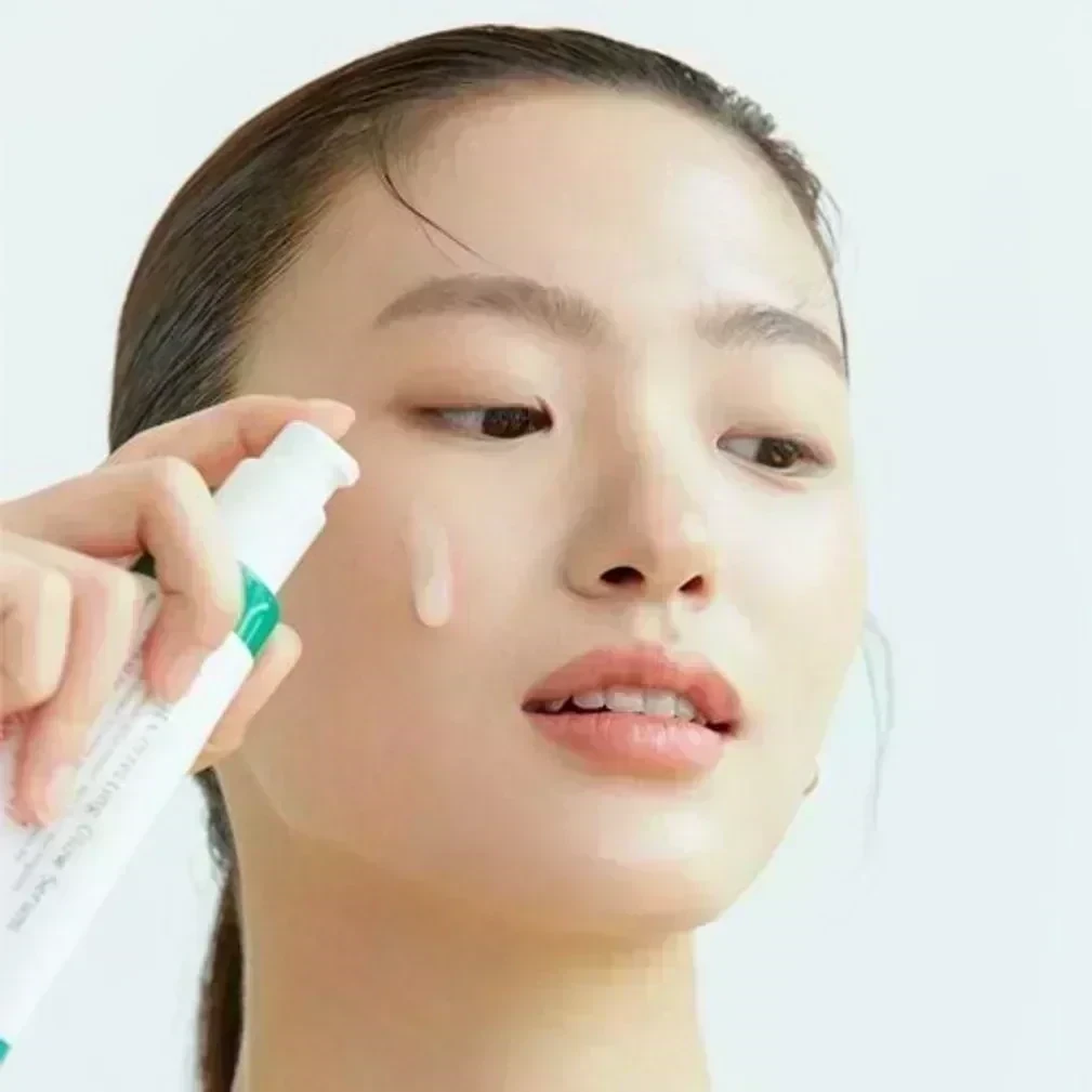 Axis y Dark Spot Correcting Glow Serum 50ml 3