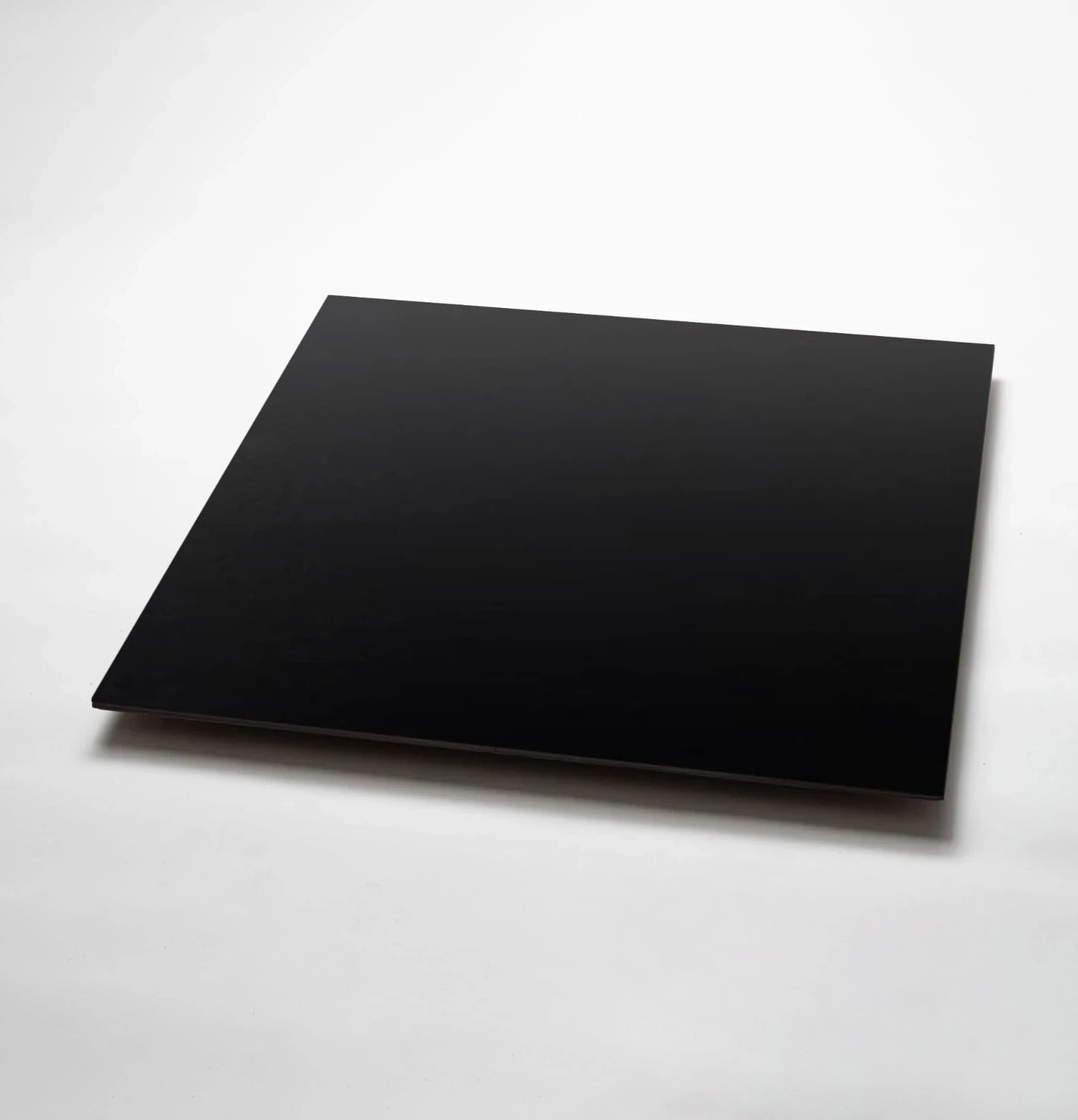 Negro plus $8900 mt2