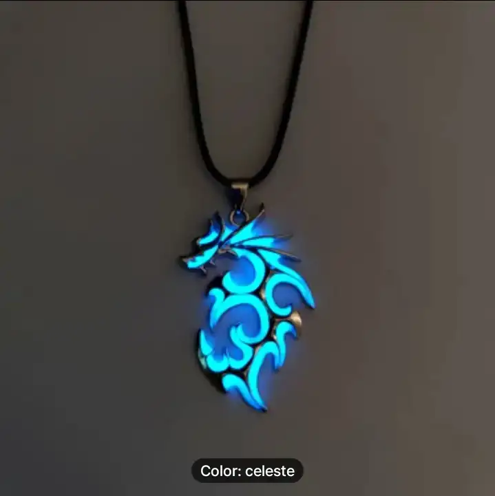 Collar de Dragón Luminoso en la Oscuridad 