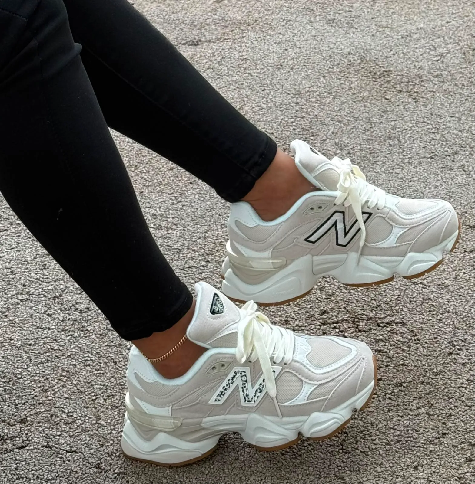 🙋‍♀️NEW BALANCE 9060 4