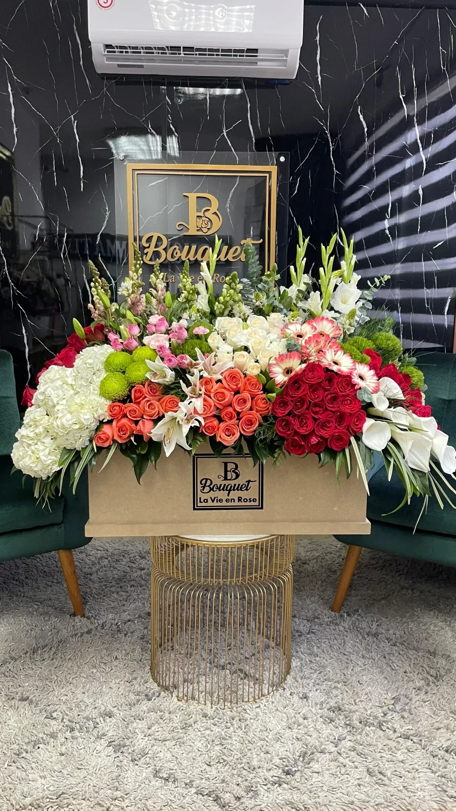 Caja rectangular maxi con jardin de flores  2