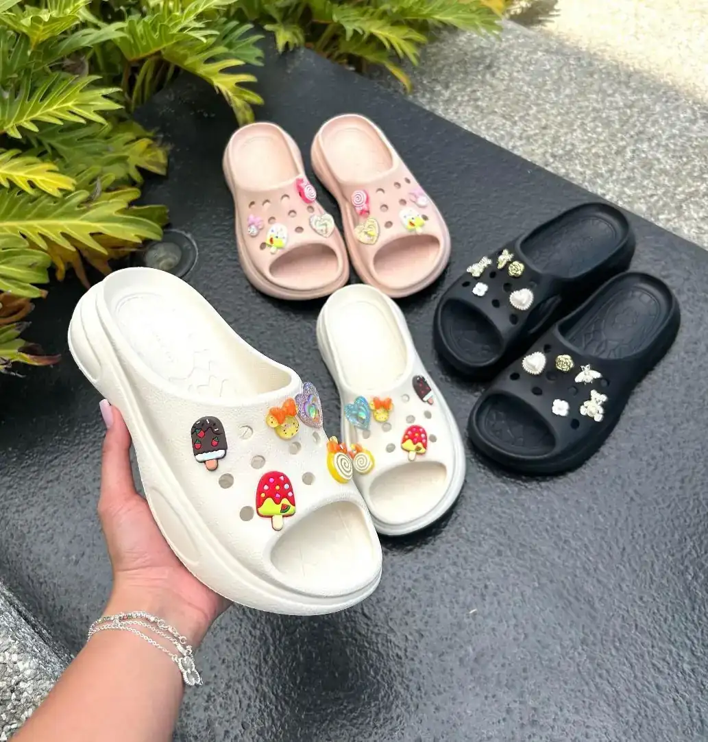 CHINELO NUVEM BOTONS (GRADE)