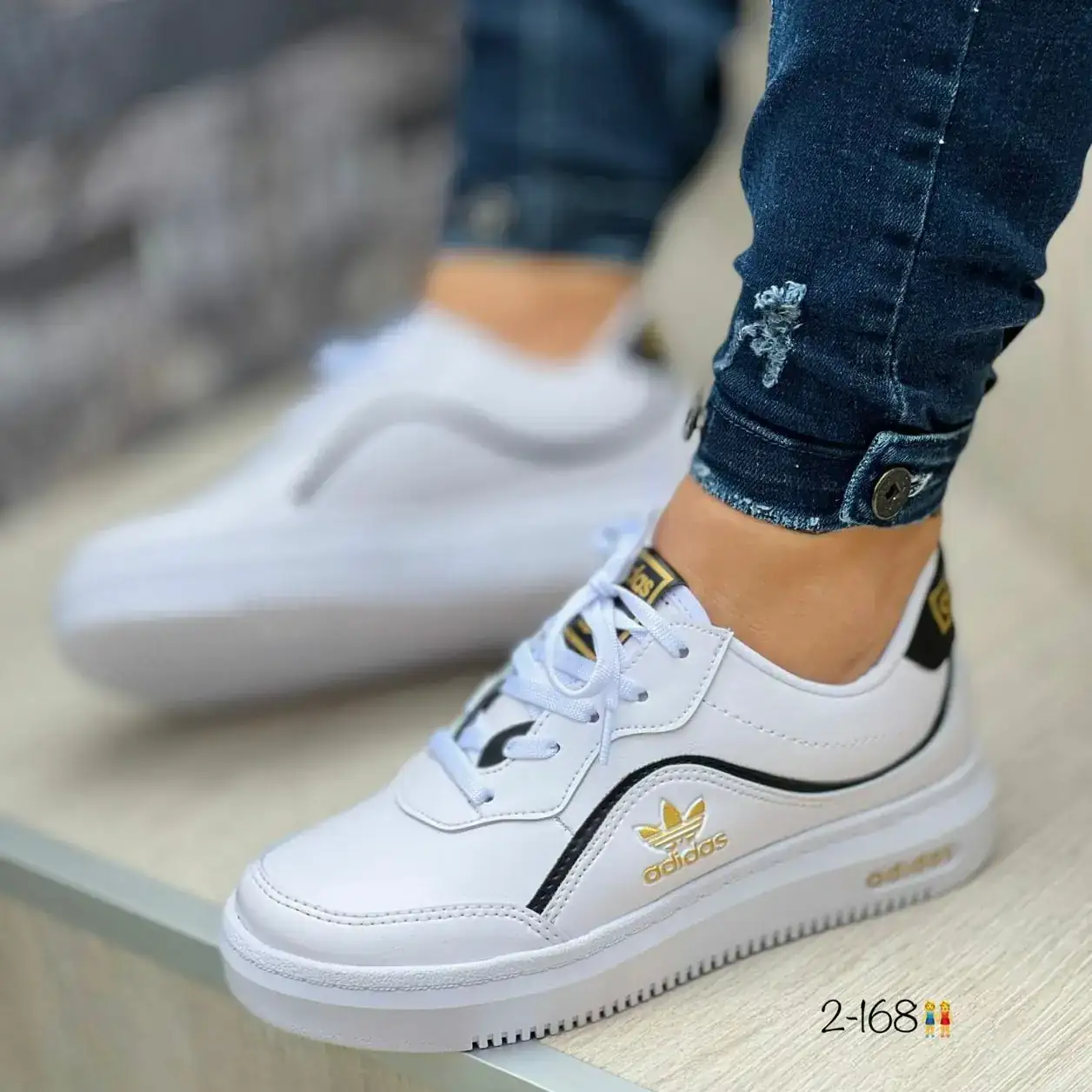 Adidas 4