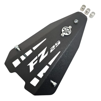 FZ 250 / FZ 25 / P. exosto acero negro logo 3d cromado ML