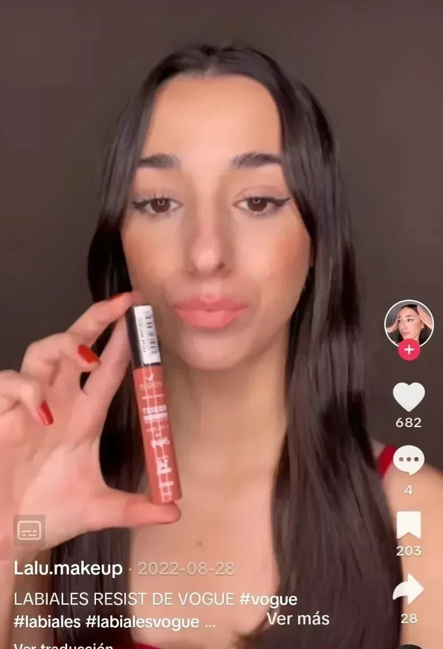 vogue labial liquido resist romantica