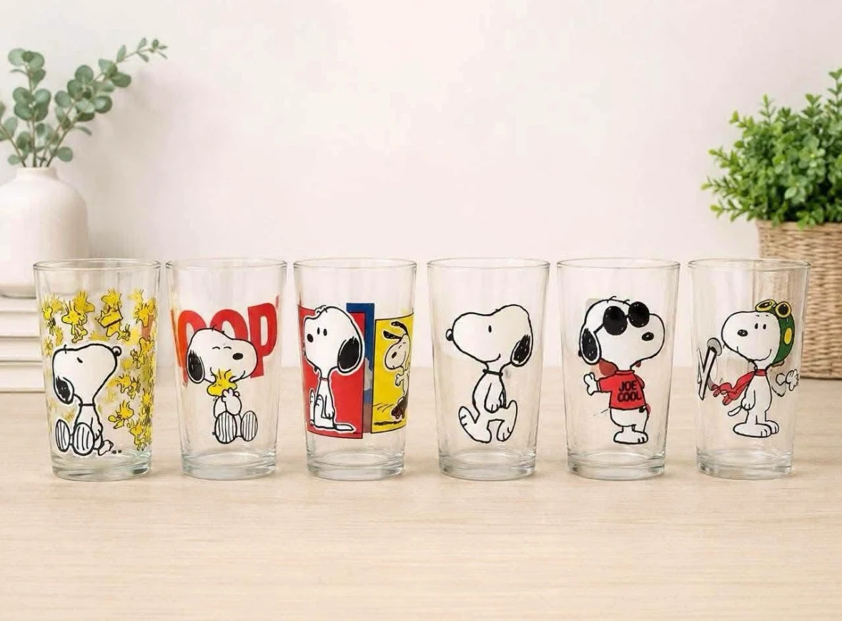Paquete de 6 vasos de vidrio snoopy coleccion peanuts premium 3
