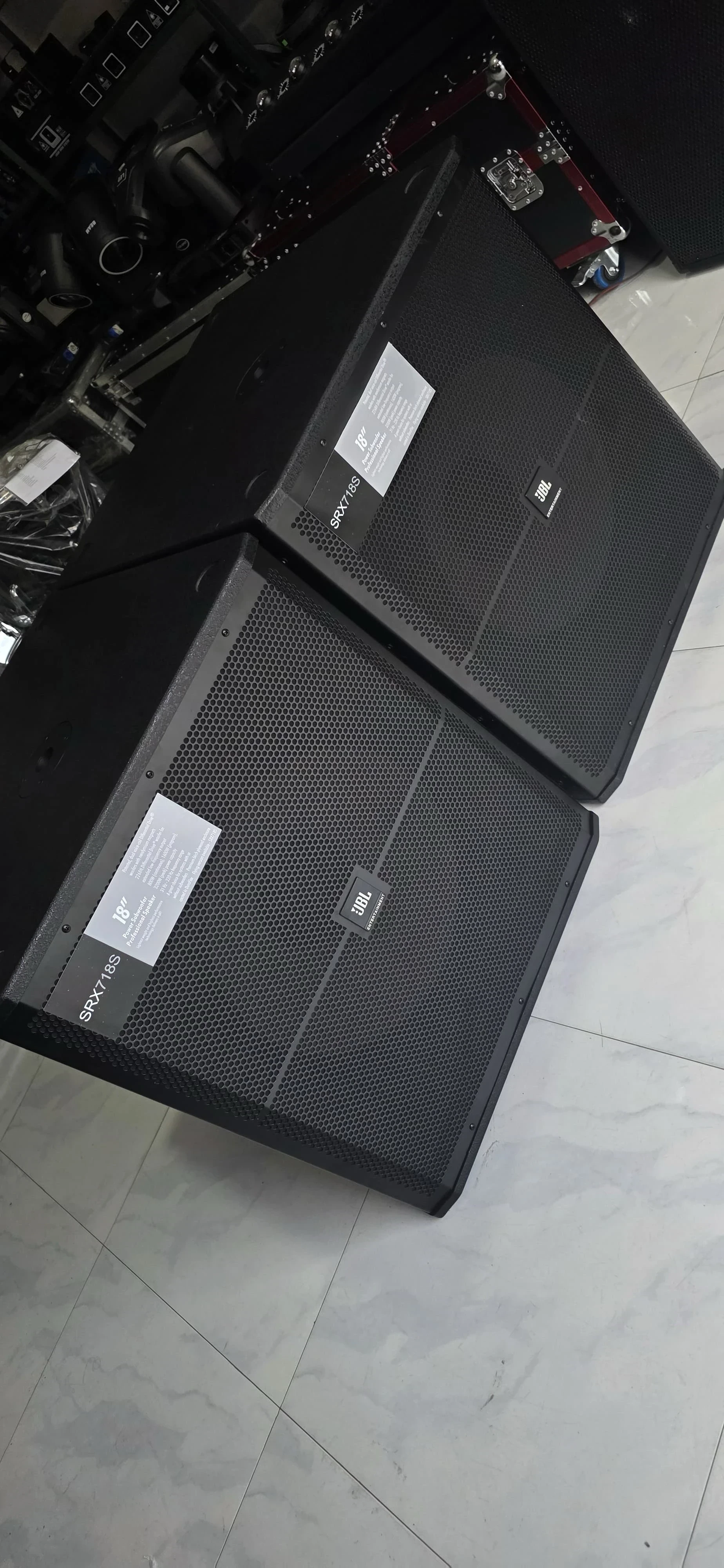 JBL SRX 718 PRO BAJO ACTIVO 18"