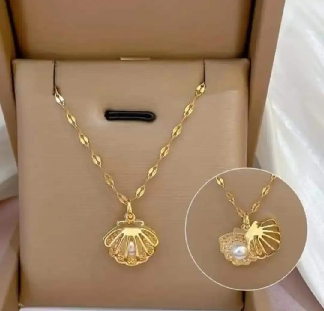 Collar de concha