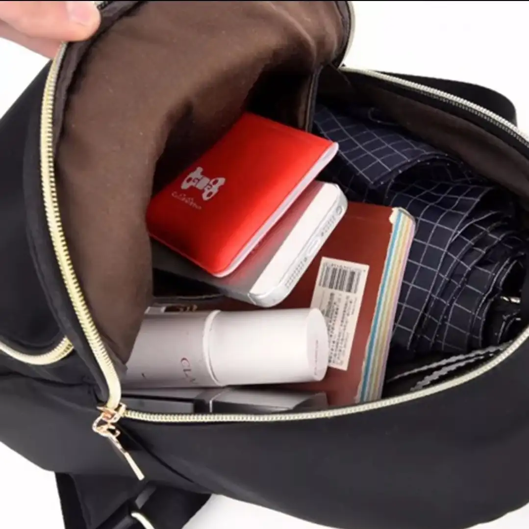 Mochila bolso de dama impermeable