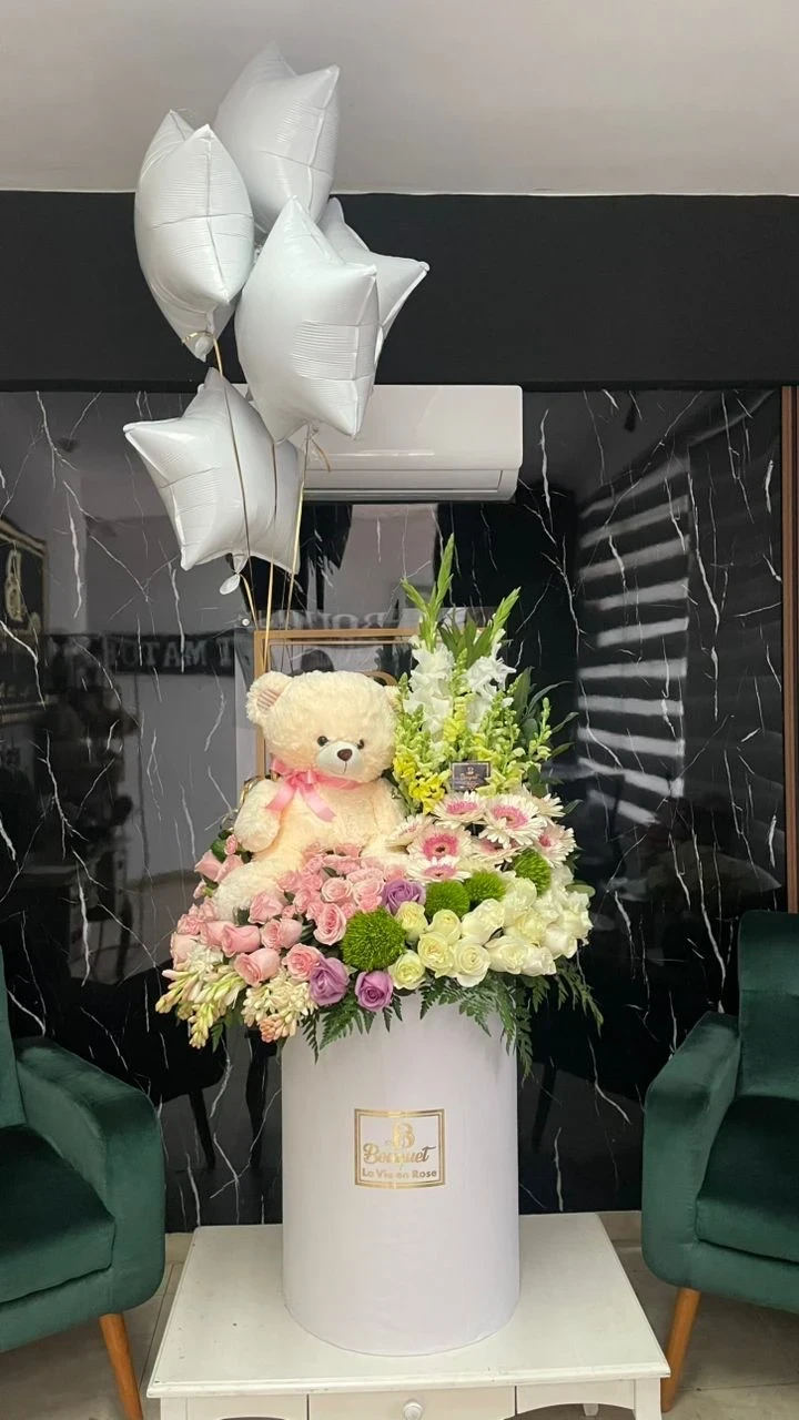 Redondo maxi con peluche y globos 