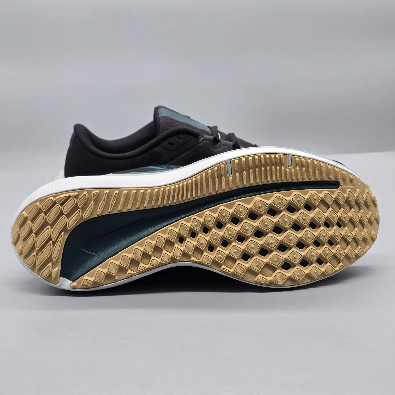 NIKE WINFLO 10 9