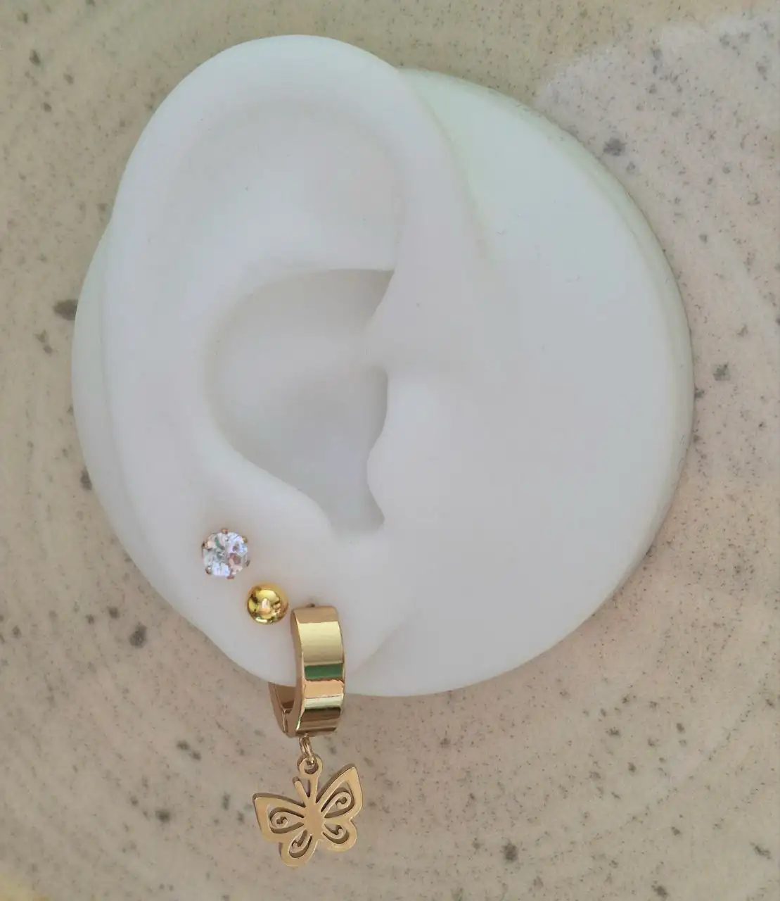 Set x3 Pares de Aretes Mariposa REF: J04