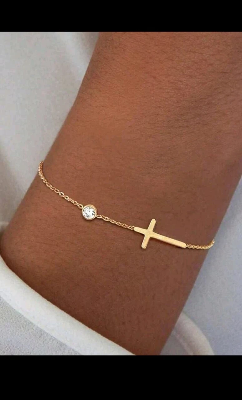 Brazalete colgante de Cruz simple