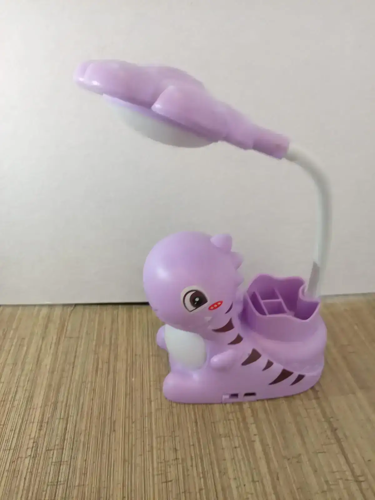 Lampara de escritorio dinosaurio 
