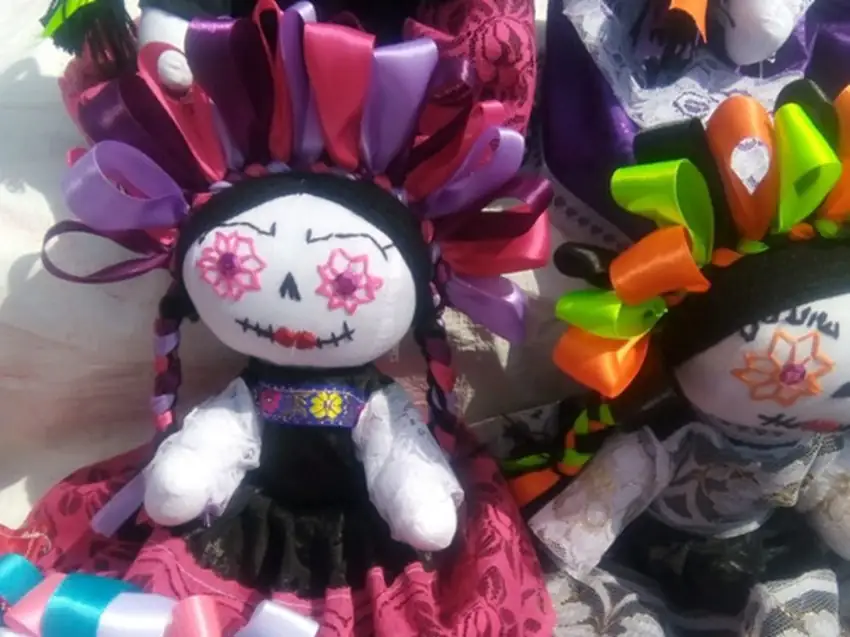 Paquete de 5 muñecas LELE. Día de muertos, Halloween 
