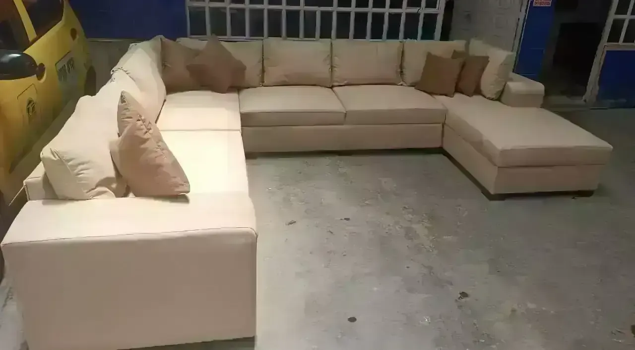Sala en U Moderna  2