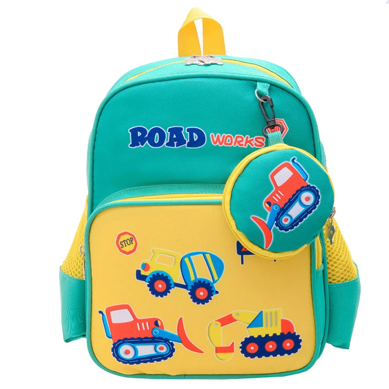 Mochila verde con amarillo