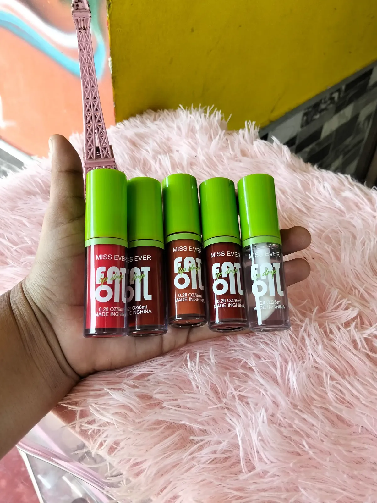 Lip gloss fat oil