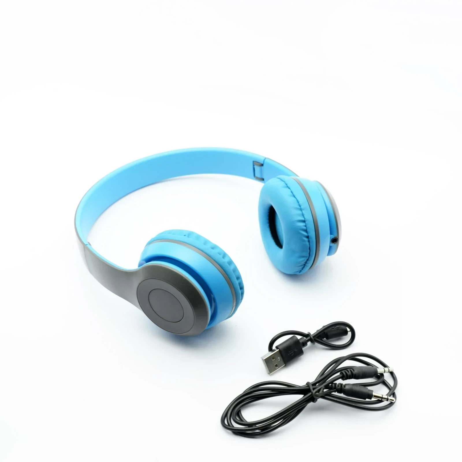 Auriculares Bluetooth P47 / MicroSD / AUX / FM 4