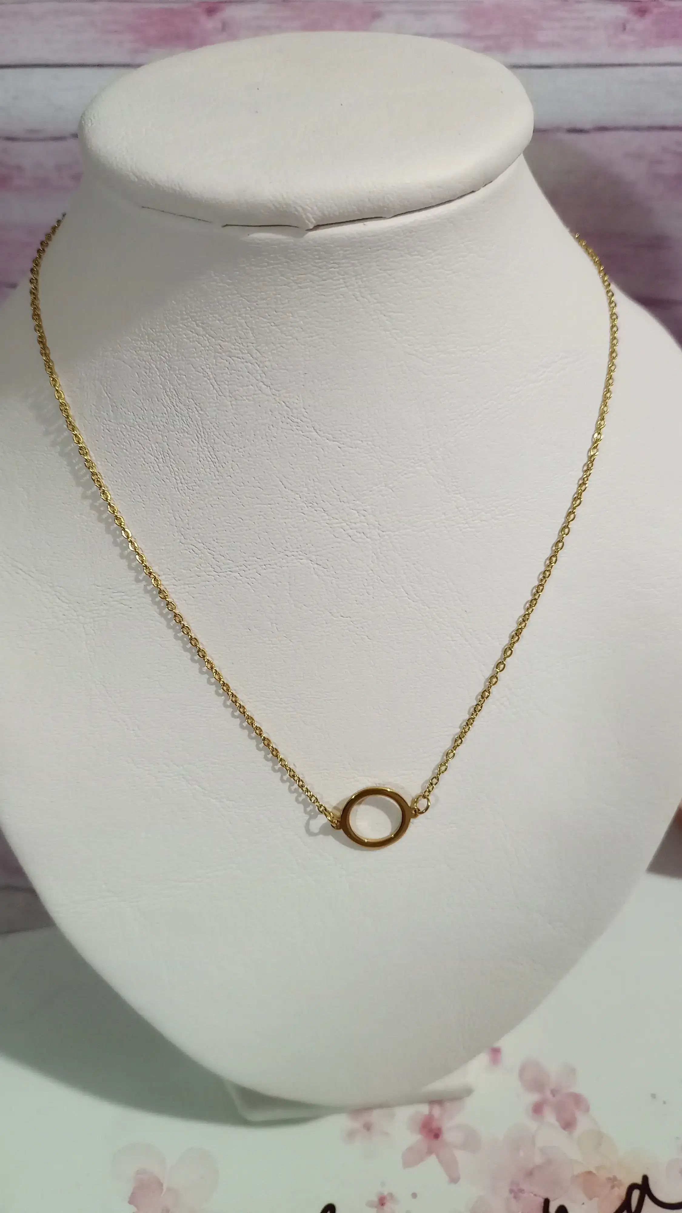 Cadena Dorada con circulo💄💄