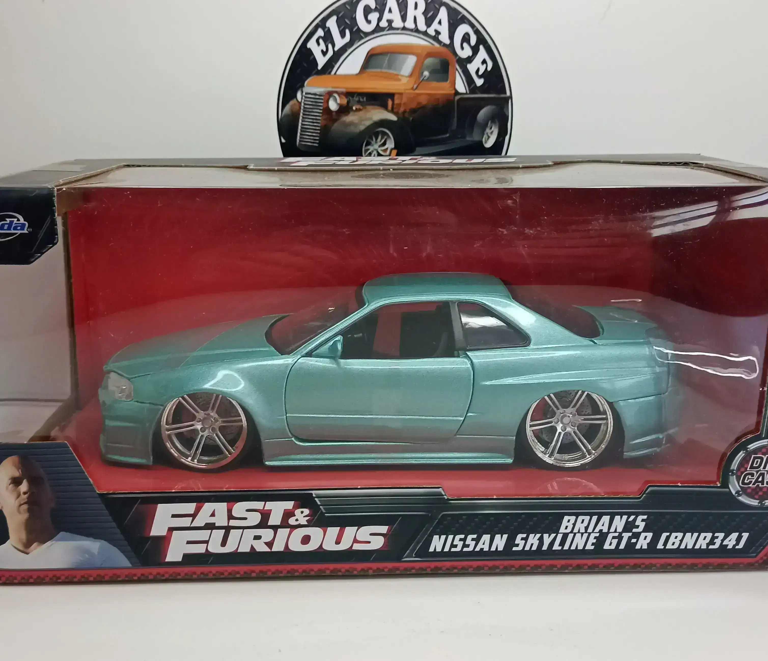 Nissan skyline gtr bnr 34 Rápido y Furioso